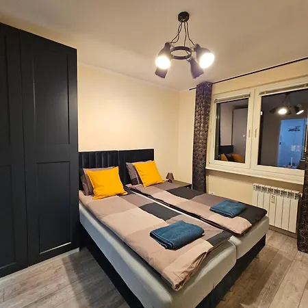 Am Center 5 Odziezowa